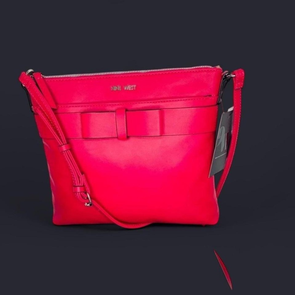 Nine West red shoulder bag